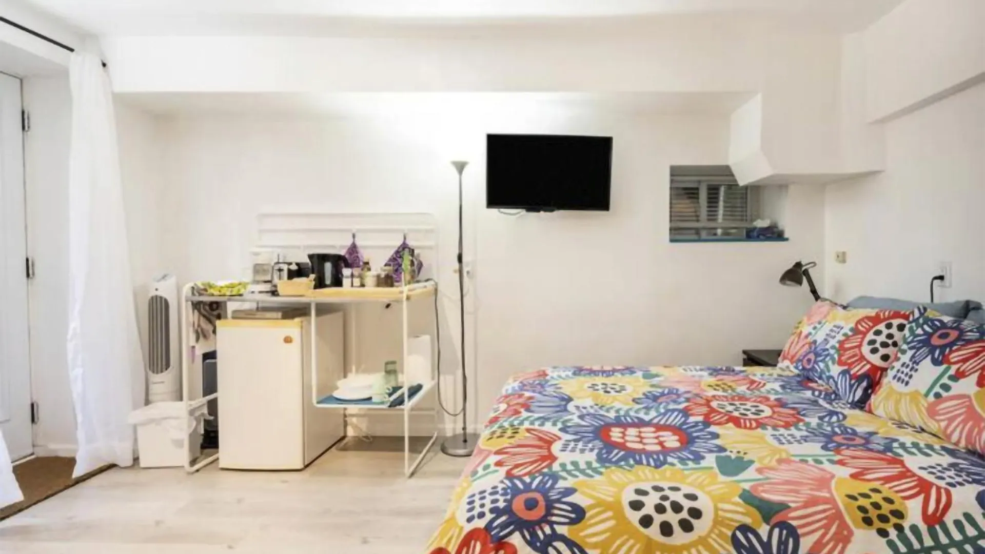 Apartment Ferienwohnung An Independent Beach Retreat Steps From The Lake And Right In The City Toronto